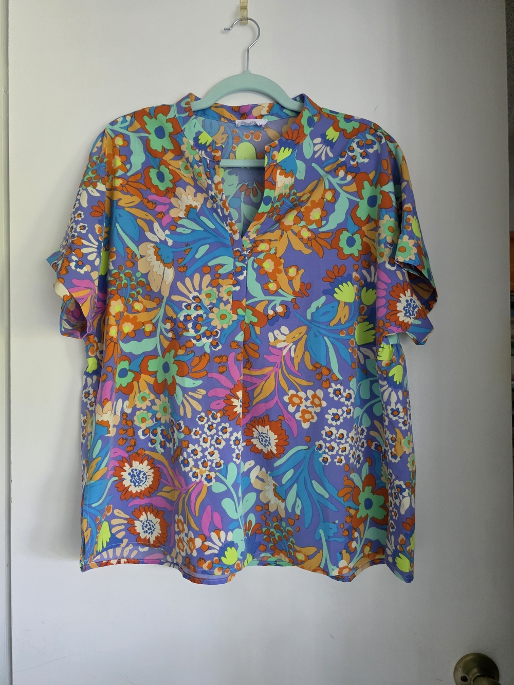 Emily Wonder Floral Print Top in Purple with Multicolor Spots L